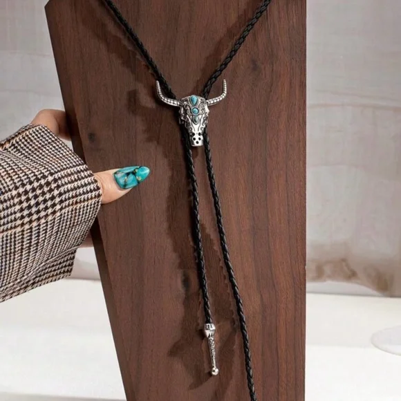 Western cow head blue turquoise bolo - Picture 2 of 3